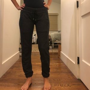 Lulu Lemon Jogger pant sweats